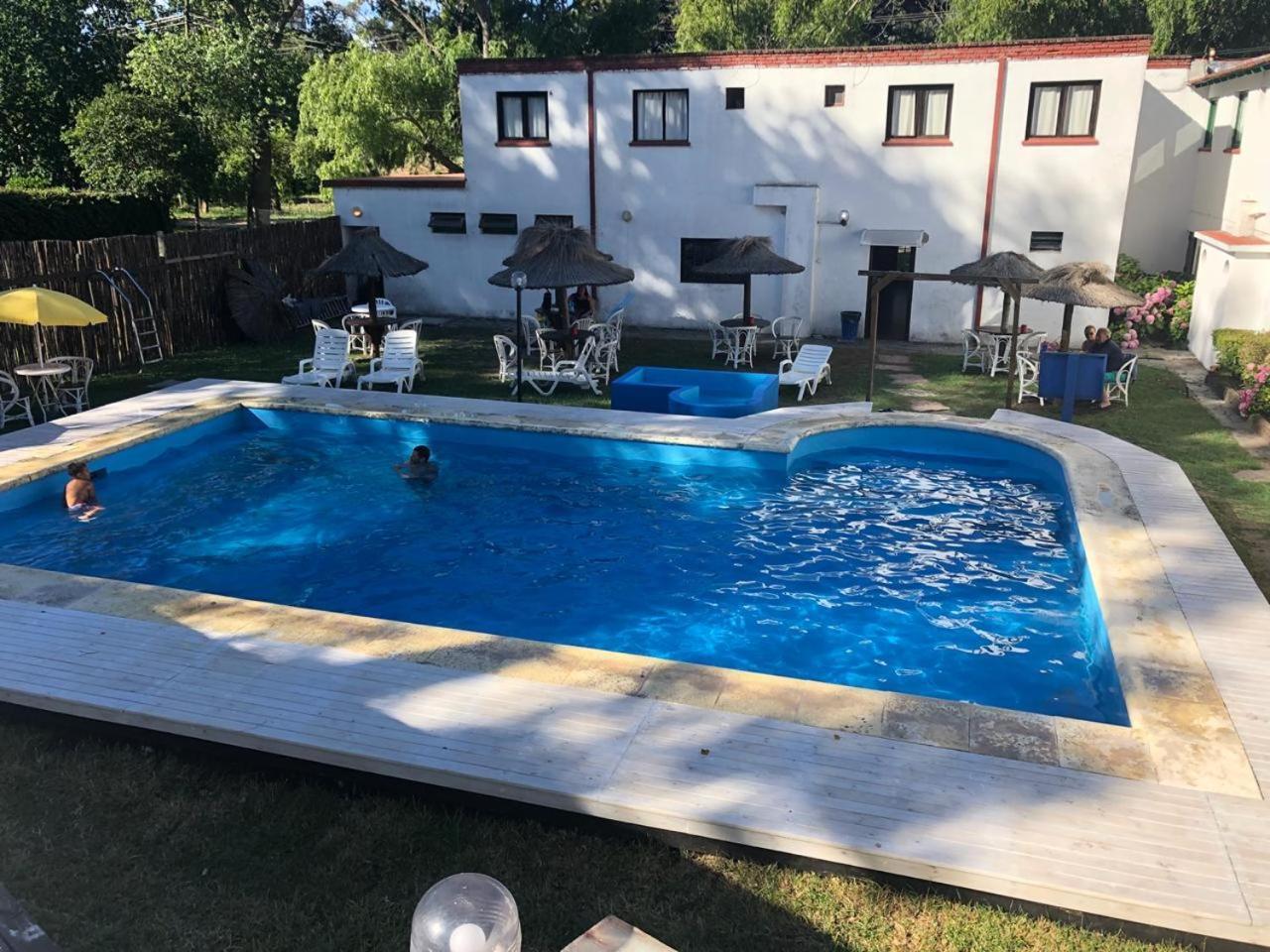 Hotel Bella Vista Вилья-Хесель Экстерьер фото